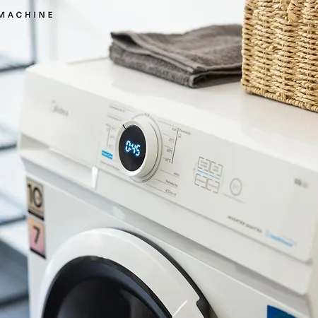 Nuvana Moderne 3-zimmer Mit Balkon, Arbeitsplatz & 10min Zur Innenstadt 아파트 라이프치히