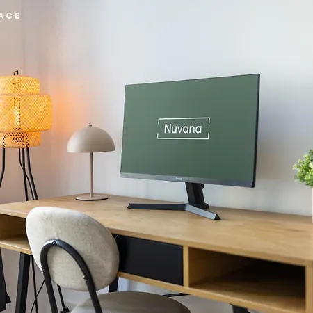 Nuvana Moderne 3-zimmer Mit Balkon, Arbeitsplatz & 10min Zur Innenstadt *